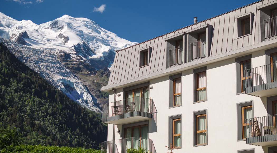 BLANC mont Blanc - vue drone - chamonix - imotis4