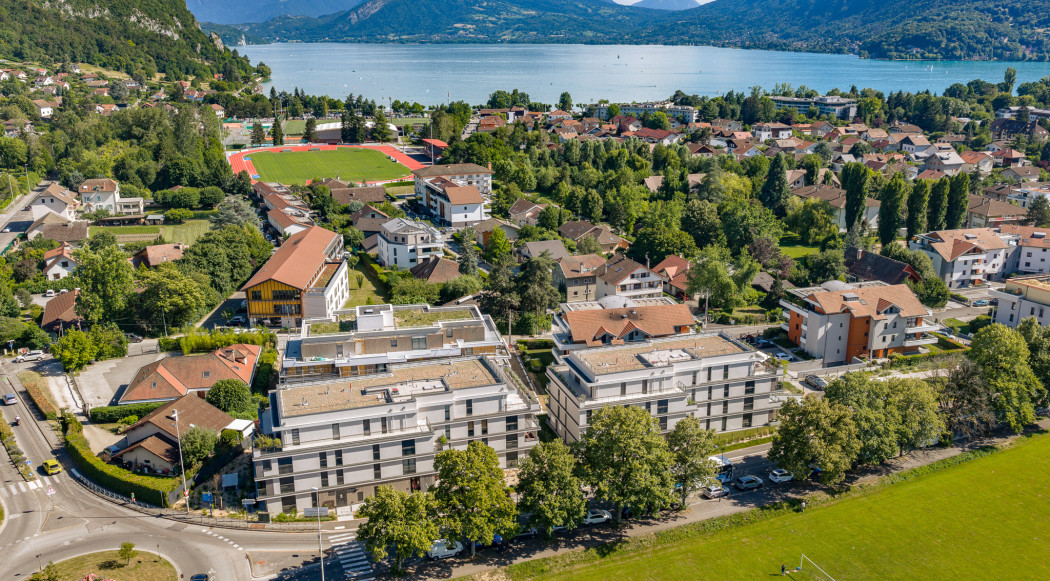 Le flamboyant vue drone - annecy le vieux - imotis